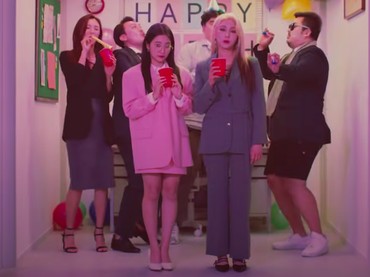 Lirik Lagu Tuesday Is Better Than Monday - Giant Pink feat Yeri Red Velvet