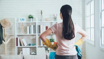 TANGAN BEBAS AMIS, ALAS SETRIKA BERSIH