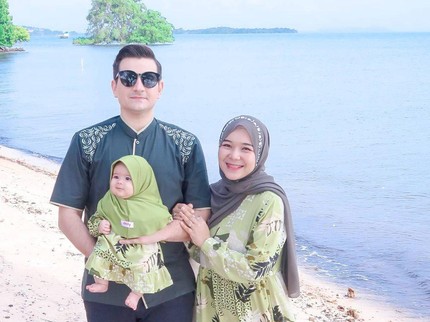Bule Turki Nikahi Hijaber RI Ditantang Beli Baju Lebaran Rp200 Ribu, Hasilnya...