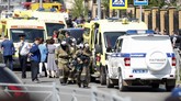 FOTO: Horor Penembakan di Sekolah Rusia Renggut 8 Nyawa Sebanyak tujuh pelajar dan satu orang guru meninggal dalam peristiwa penembakan di sebuah sekolah di Kota Kazan, Tatarstan, Rusia.