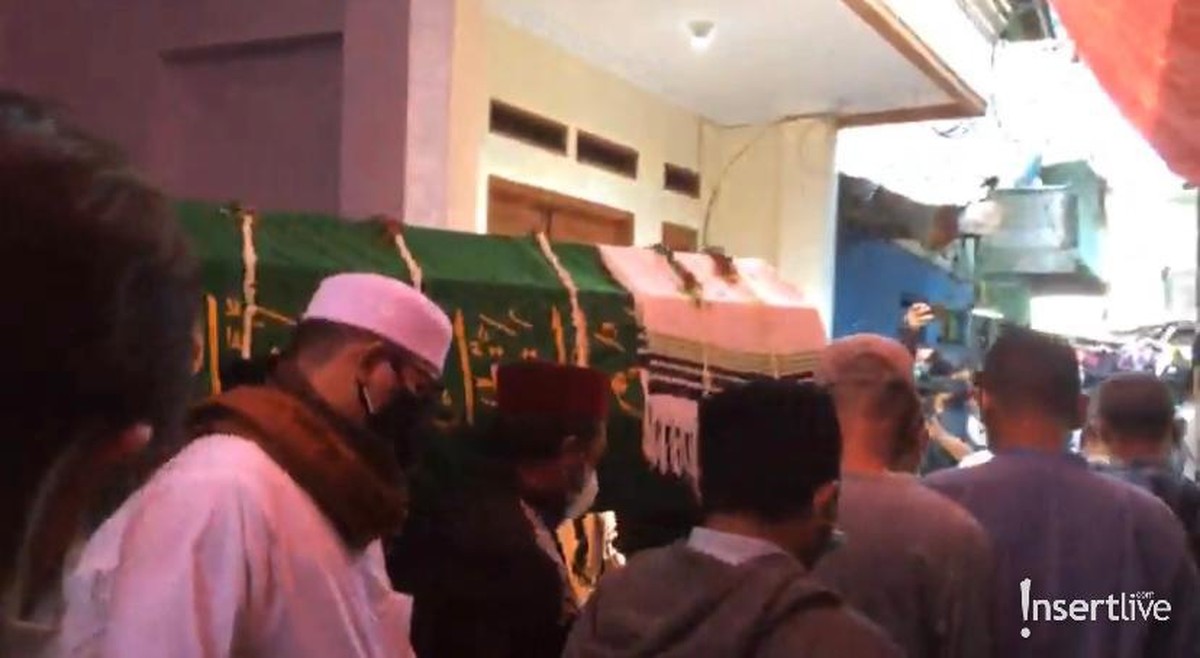 Proses Pemakaman Sapri