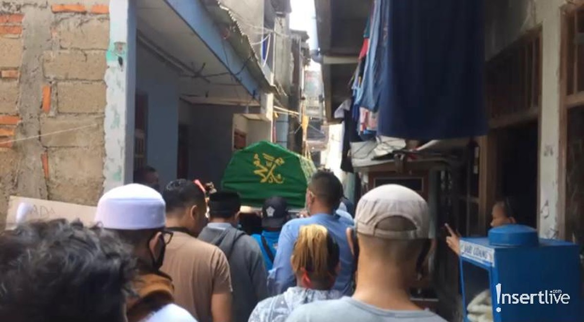 Proses Pemakaman Sapri