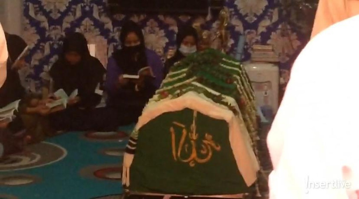 Proses Pemakaman Sapri