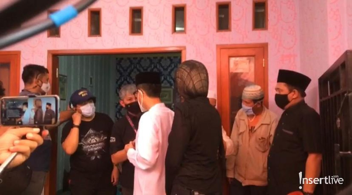 Proses Pemakaman Sapri