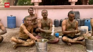 Dokter: Mandi Kotoran Sapi, Cara Ngawur Cegah Covid-19