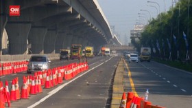 VIDEO: Jumlah Kendaraan Di Tol Cikampek Menurun