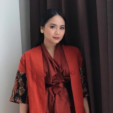 Lirik Lagu Idul Fitri - Gita Gutawa