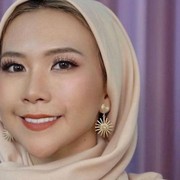 Inspirasi Make Up Lebaran Pakai Produk Lokal dari Natya Shina