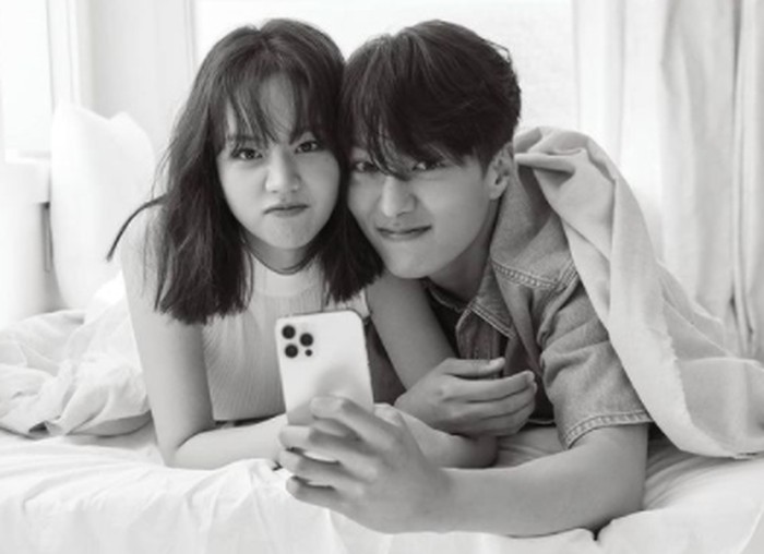 Penggemar terkejut karena saat ini Hyeri masih berpacaran dengan Ryu Jun Yeol / foto: instagram.com/1stlookofficial