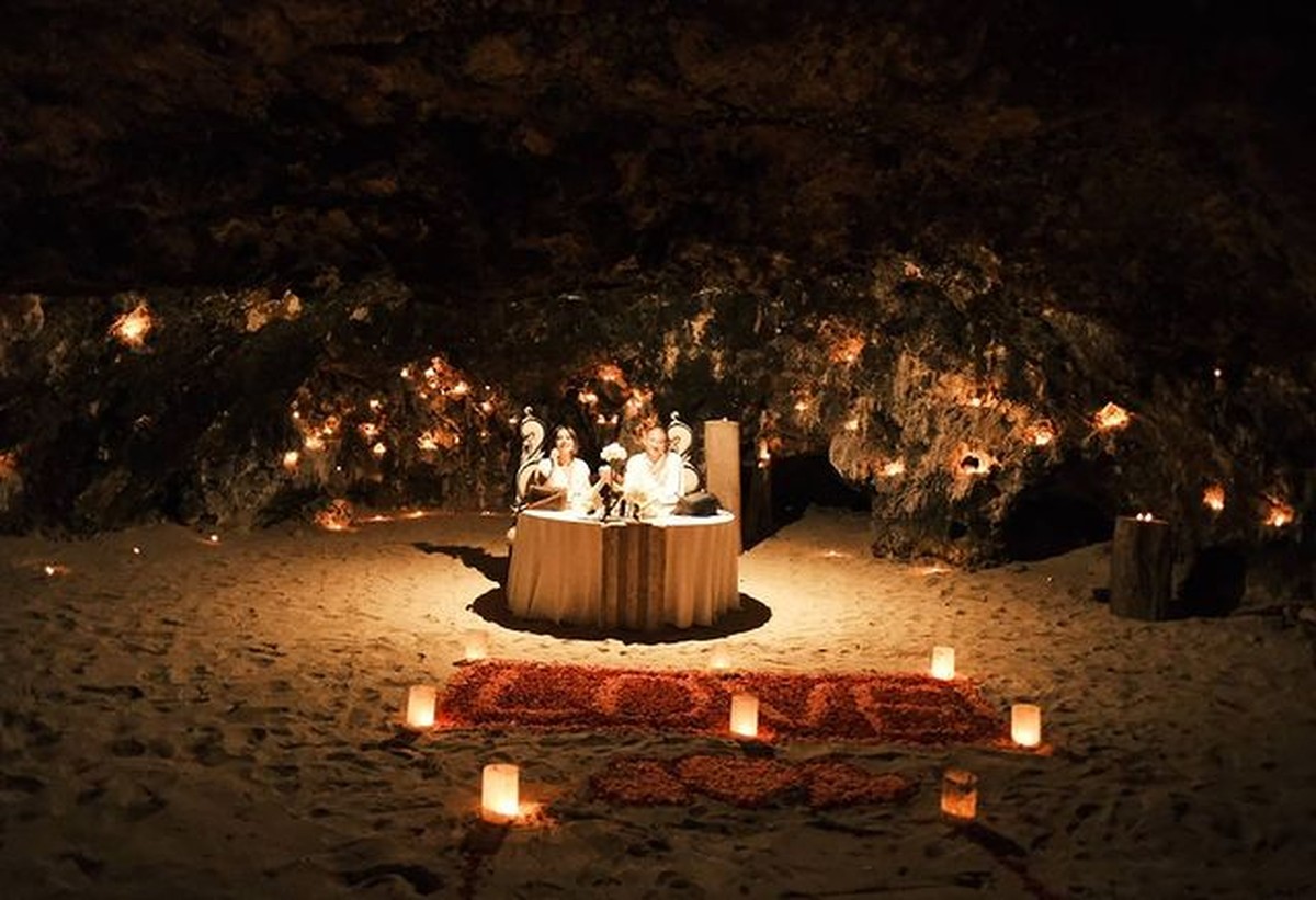 Agnez Mo dan Adam Rosyadi