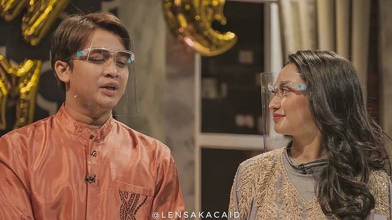 Billy Syahputra dan Memes Prameswari Billy Syahputra dan Memes Prameswari