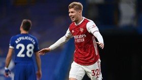 Arsenal Bungkam Chelsea, Klopp Jarang Menang Lawan Solskjaer