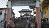 FOTO: Jejak Kejayaan Kerajaan Islam Lamahala Berada di sisi selatan Pulau Adonara, Lamahala merupakan satu desa di Kabupaten Flores Timur, NTT yang memiliki penduduk seratus persen Muslim.