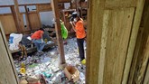 FOTO: Bahaya Ledakan Petasan Berujung Hilangnya Nyawa Dalam sepekan terakhir setidaknya delapan orang tewas karena ledakan petasan di sejumlah wilayah di Pulau Jawa. Terbaru ada di Kebumen (4) dan Kediri (1).