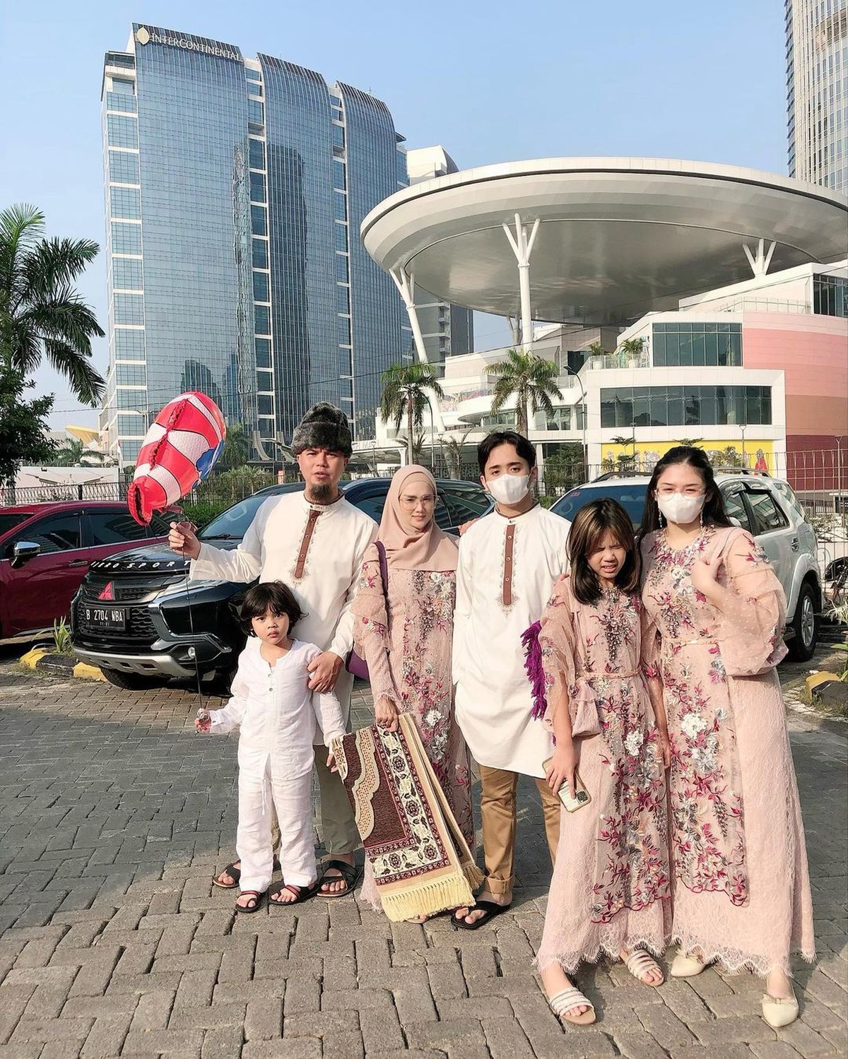 Momen Para Artis Merayakan Hari Raya Idul Fitri