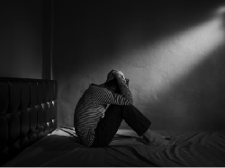 Cara Mengatasi Anxiety dan Overthinking, Lakukan Amalan Ini