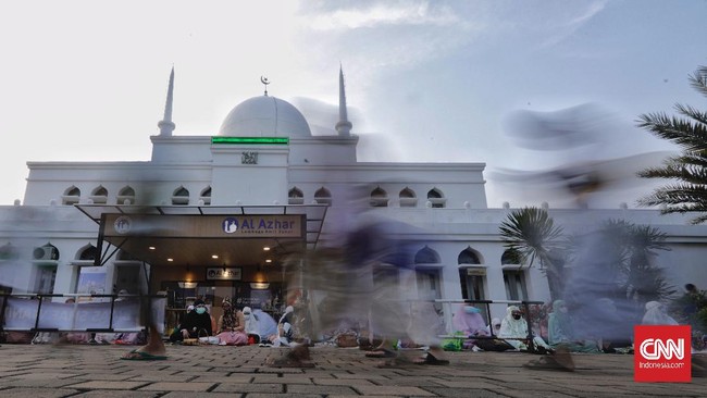 PP Muhammadiyah dan PBNU menyebut penutupan tempat ibadah selama PPKM Darurat di Jawa-Bali merupakan bentuk ikhtiar melawan pandemi Covid-19.