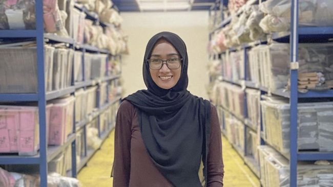 Kisah Koyuhijab Raup Untung Lewat Penjualan Daring Reni mengaku melihat peluang bisnis yang baik pada Shopee, di mana konsumen dapat menjangkau produknya dengan efektif dan efisien melalui beragam promo.