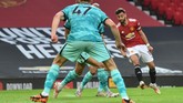FOTO: Liverpool Hajar Man Utd, Buka Asa ke Liga Champions Liverpool mengalahkan Manchester United 4-2 dan meraih poin penting untuk lolos ke Liga Champions musim depan.