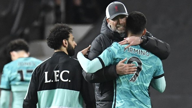 FOTO: Liverpool Hajar Man Utd, Buka Asa ke Liga Champions