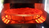 FOTO: Vending Machine Pizza yang Dikritik Warga Roma Roma mulai memiliki vending machine (mesin penjual otomatis) yang bisa menyajikan pizza hangat hanya dalam tiga menit.