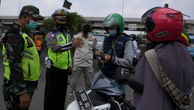 Kemenhub Siapkan SE Baru Perketat Syarat Jalan di Jabodetabek