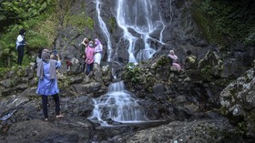 FOTO: Ramai Tempat Wisata di Daerah Saat Libur Lebaran