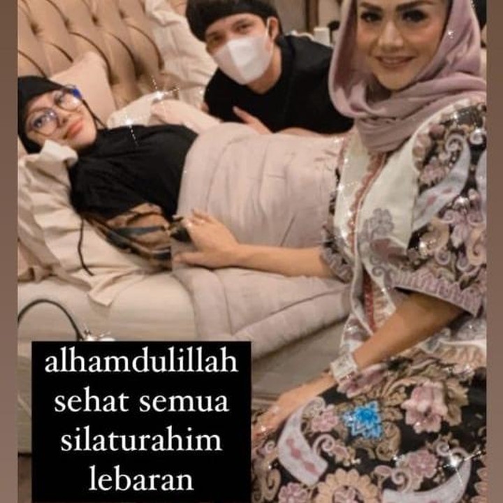 <p>Saat Lebaran kemarin, Aurel Hermansyah mengejutkan publik dengan kabar soal kesehatannya.  (Foto: Instagram @attahalilintar)</p>