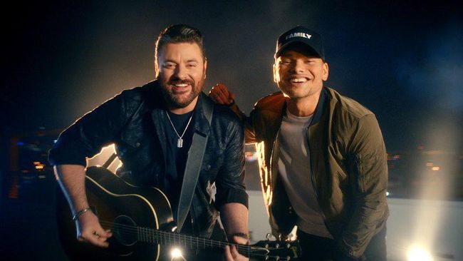 Lirik Lagu Famous Friends - Chris Young &amp; Kane Brown