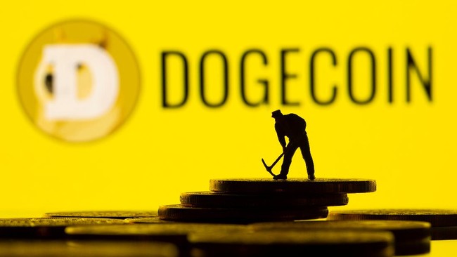 Harga mata uang kripto kompak merosot dalam 24 jam terakhir. Dogecoin dan ethereum tercatat turun paling parah, masing-masing 8,04 persen dan 5,19 persen.