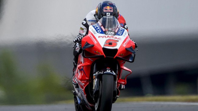 Johann Zarco berhasil jadi yang tercepat pada FP3 MotoGP Emilia Romagna yang berlangsung di Sirkuit Misano, Sabtu (23/10) sore WIB.