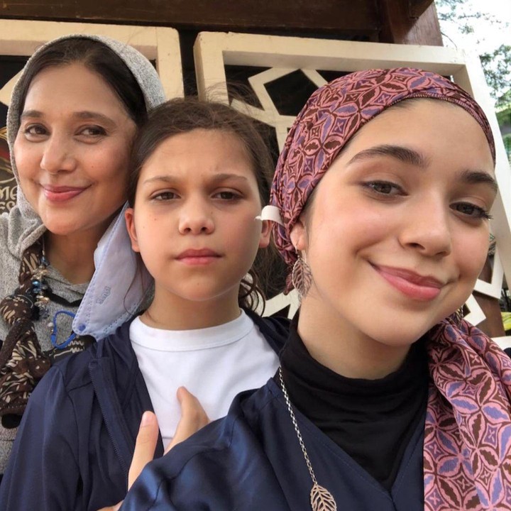 <p>Dari pernikahannya dengan Mike Tramp, Ayu Azhari dikaruniai seorang putri, yang diberi nama Isabella Tramp, Bunda.  (Foto: Instagram @isabel_azhari)</p>
