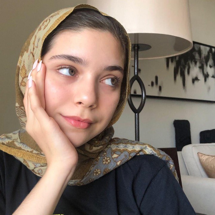 <p>Isabel pun kerap membagikan potret kesehariannya di akun Instagram pribadi, lho. (Foto: Instagram @isabel_azhari)</p>