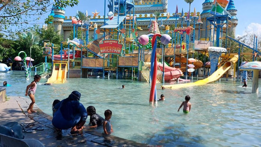 Langgar Prokes, Kolam Renang Water Park Kenjeran Surabaya Ditutup Langgar Prokes, Kolam Renang Water Park Kenjeran Surabaya Ditutup