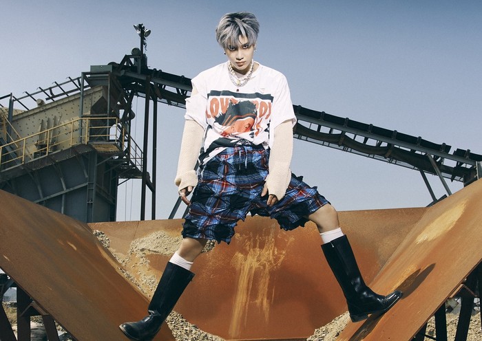 Lewat lagu 'Advice', Taemin ingin memberi peringatan terhadap mereka yang suka menilai seseorang berdasarkan stereotip / foto: twitter.com/shinee