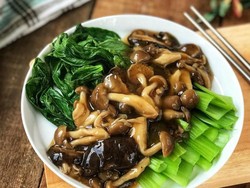 Resep Pembaca : Bokchoy Tahu Siram Jamur, Tumisan ala Restoran yang Segar