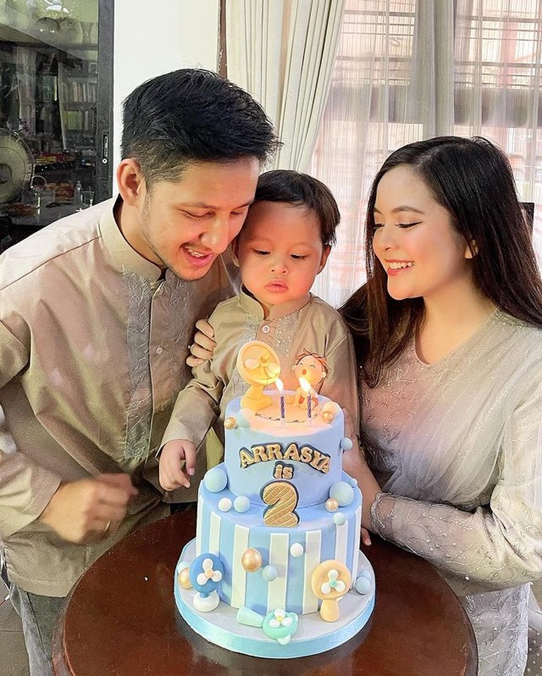 Tasya Kamila Merayakan Ulang Tahun Anak