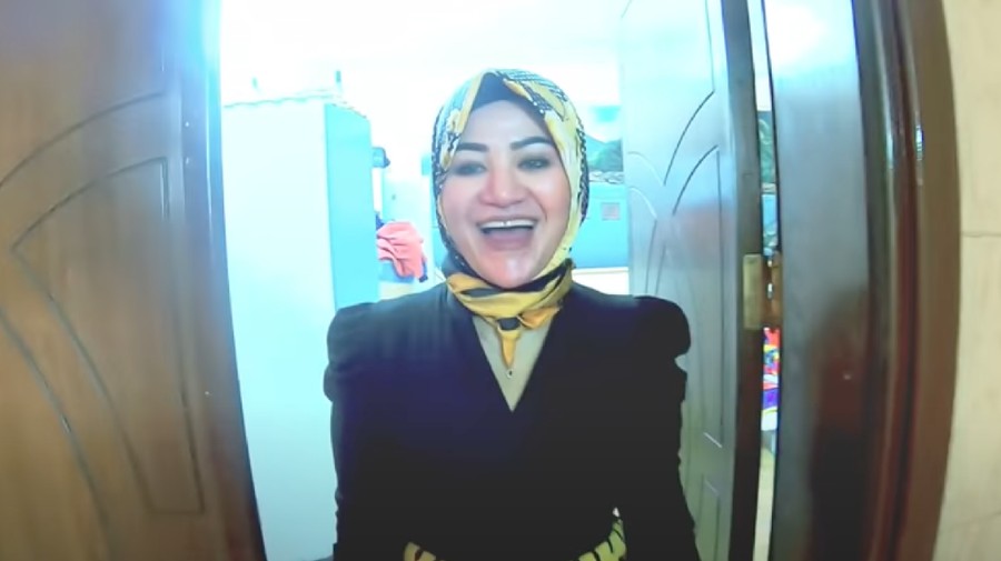 Teh Seli Teh Seli yang nikahi pria Arab