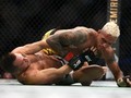 Kronologi Oliveira Menang TKO Atas Chandler di UFC 262