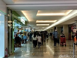 Badai PHK Ancam Pegawai Mal Imbas PPKM Darurat