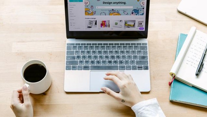 6 Jenis Pekerjaan Kreatif Bermodal Gadget dan Internet, Tertarik Mencoba?
