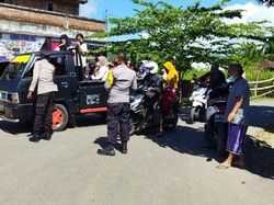 Cegah COVID-19 Pada Libur Lebaran, Relawan Sekotong Lakukan Edukasi