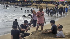 Lalu Lintas Menuju Anyer Lengang, Ganjil Genap Dihentikan Sementara