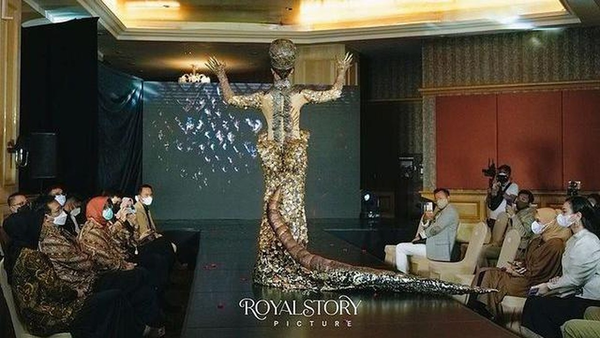 Kostum Komodo Ayu Maulida di Miss Universe 2020 Bikin Takjub
