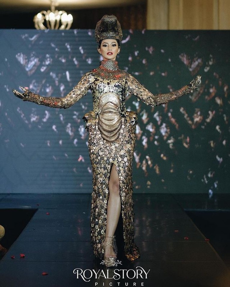 Kostum Komodo Ayu Maulida di Miss Universe 2020 Bikin Takjub