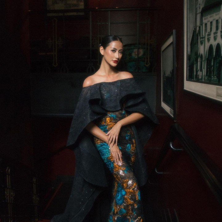 <p>Ayuma, sapaan akrabnya, tampil memukau di ajang ratu kecantikan sejagad itu, Bunda. Ia berhasil masuk ke jajaran Top 21 Miss Universe. (Foto: Instagram @ayumaulida97)</p>