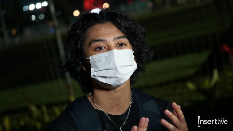 Bastian Steel