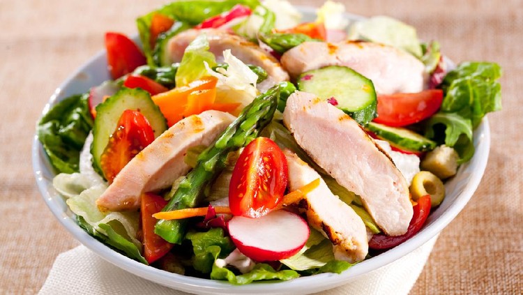 Grilled chicken with asparagus and spring vegetable salad