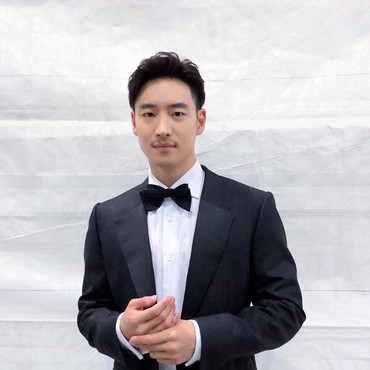 Totalitas Lee Je Hoon Dalami Tinju demi Drama 'Move to Heaven'