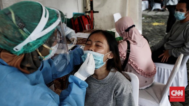 Setidaknya 20 daerah di Indonesia alami peningkatan kasus Covid-19 tujuh pekan terakhir, termasuk Kota Depok dan Kota Surakarta atau Solo.